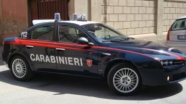 Un’auto dei carabinieri