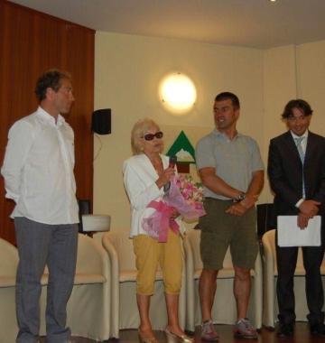 Celina Seghi e altri campioni dello sci presenti al convegno 