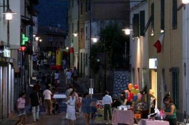 Negozi aperti a Vaiano 