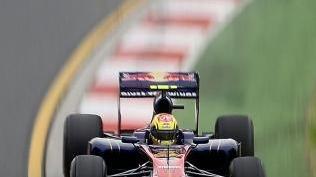 Una vera Toro Rosso al Beach club