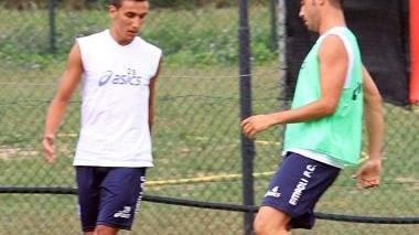 Emanuele La Rocca insieme a Flavio Lazzari durante una seduta d’allenamento a Margine Coperta