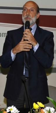 <b>VINO. </b>Luca Maroni     