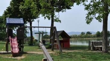 I giochi vicini al lago Primo Maggio al centro della polemica