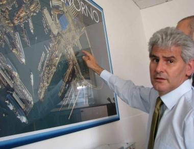 Il progetto della Porta a Mare. A sinistra: Vincenzo Poerio (Azimut) 