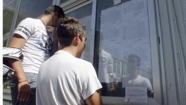 Maturi in 99 con 100 18 dei quali con lode solo nove i bocciati