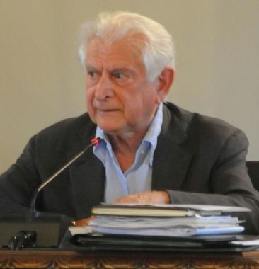 Da destra il sindaco Mauro Favilla e i consiglieri Danilo Piuppani, Lido Fava e Maurizio Dinelli    