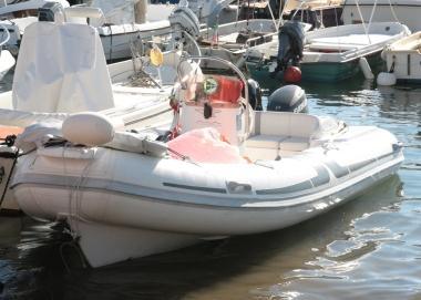 <b>IN GOMMONE.</b> Dopo aver bevuto 