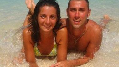 Brunella e Fabio di Marlia si sposano oggi. Questo il messaggio di auguri di parenti e amici: ...