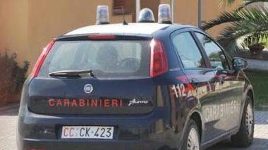 Un’auto dei carabinieri