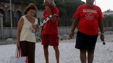 <b>TARTARUGA.</b> La Caretta Caretta sulla spiaggia