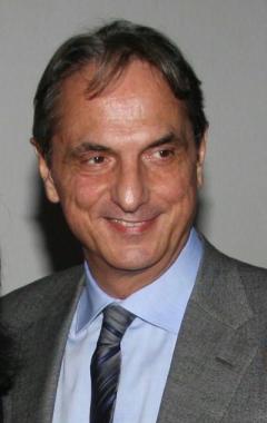 Il sindaco Roberto Cenni 
