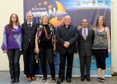 Le sorelle Irene e Alice Fornaciari alla presentazione del Pontremoli Summer Nights 