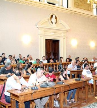 I lavoratori ex Delphi in Comune 