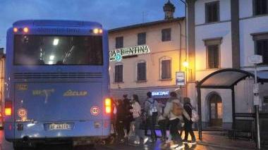 La fermata all’alba a Cascine di Buti