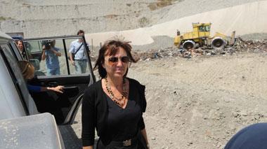 Renata Polverini in visita alla discarica ma il comitato contesta