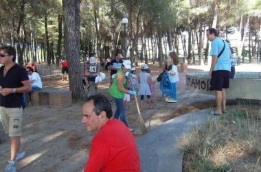 <b>BAGNO DI GAVORRANO</b> Le operazioni di pulizia dei volontari   