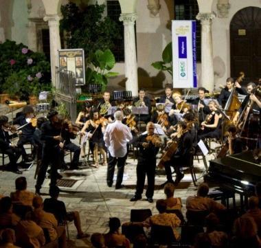 Jacob Ter Veldhuis: a Pitigliano il "musicista terrorista" della clip-scandalo sul Cavaliere