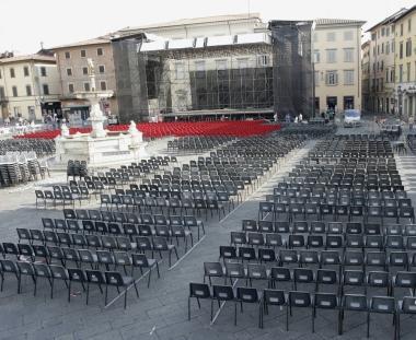 Piazza Duomo allestita per il concerto di Battiato 
