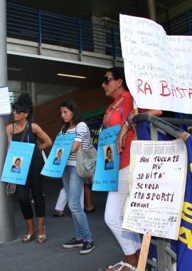 <b>NO AI TAGLI. </b>Una protesta 