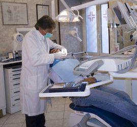 Dentista allopera     