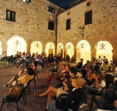 Il chiostro di San Francesco 