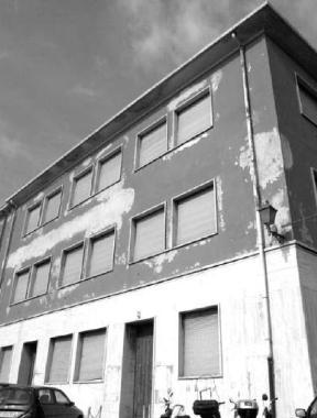 Gli ex licei in via Cavour 