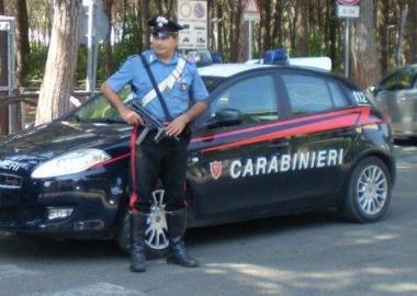 Una pattuglia di carabinieri 