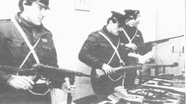 1985: armi sequestrate a Carrara