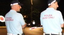 Vigili urbani di pattuglia a Camaiore