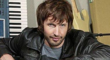 Il cantante inglese James Blunt 