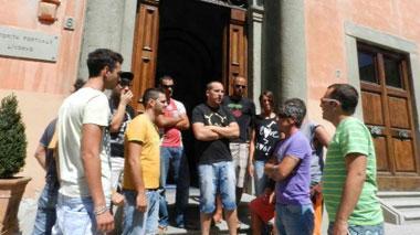 Assunti e licenziati nello stesso giorno