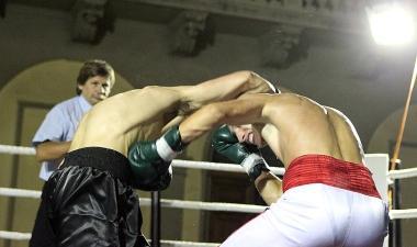 Alcuni momenti del match sul Piazzone 