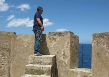 La torre di avvistamento e il sopralluogo del sindaco Andrea Ciumei 