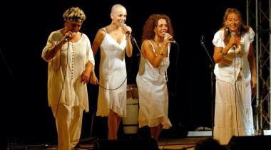 <b>VOCAL SISTER.</b> Al Vox Mundi 
