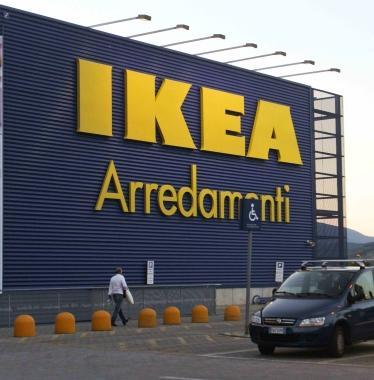 Un magazzino del colosso svedese Ikea      