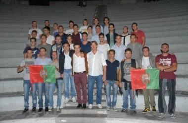 Il team dellOlimpia Tavola nellanfiteatro del Pecci 