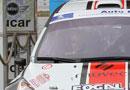 Auto da rally tamponata e costretta al ritiro