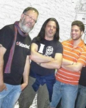 Alcuni musicisti della cover band 
