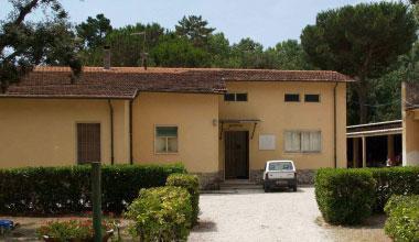 Anziani in vacanza alla colonia