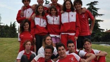 <b>SS NUOTO GROSSETO</b> Foto di gruppo per gli atleti partecipanti ai campionati regionali estivi