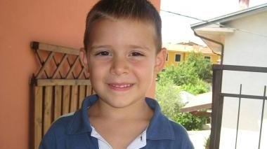 Il piccolo Samuele spegne cinque candeline