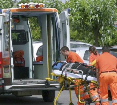 Volontari durante un soccorso   
