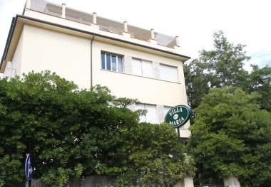 <b>SVINCOLI.</b> Via libera ai progetti per la trasformazione in appartamenti della casa di cura Villa Maria di via Roma (a destra) e dellhotel Maril&ugrave; sulla Fossa Abate 