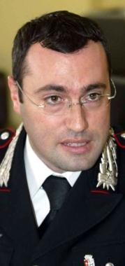 Il capitano Giuseppe Pontillo e un posto di blocco dei carabinieri