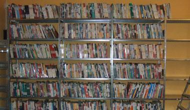 Mercatino dei libri usati all'ex ostello del Brennero