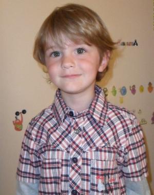  A Fabio Cesare, che oggi compie gli anni, «auguri per i suoi splendidi tre anni. Un mondo ...