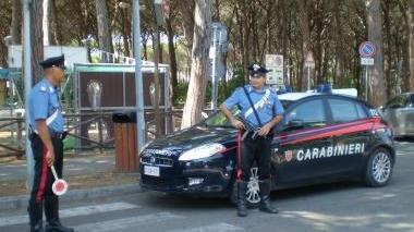 I carabinieri di Cecina durante un servizio
