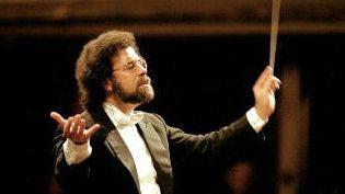 <b>MAESTRO </b>Giuseppe Sinopoli 
