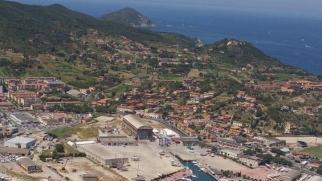 Una veduta aerea dei cantieri Esaom