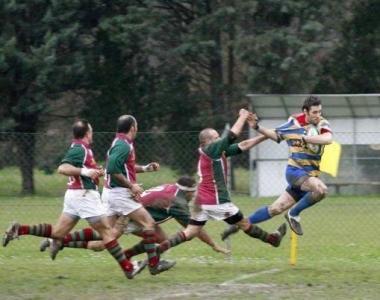 <b>RUGBY</b> Unazione di attacco dei cussini   